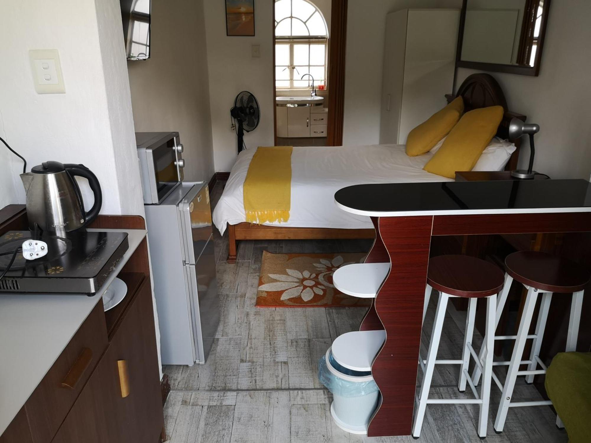 Lotus Guest House Йоханнесбург Экстерьер фото