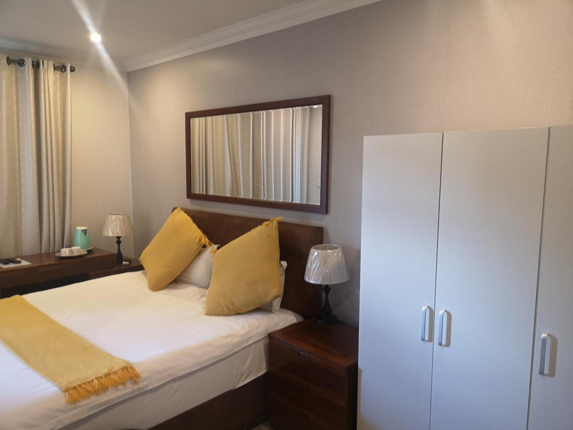Lotus Guest House Йоханнесбург Экстерьер фото