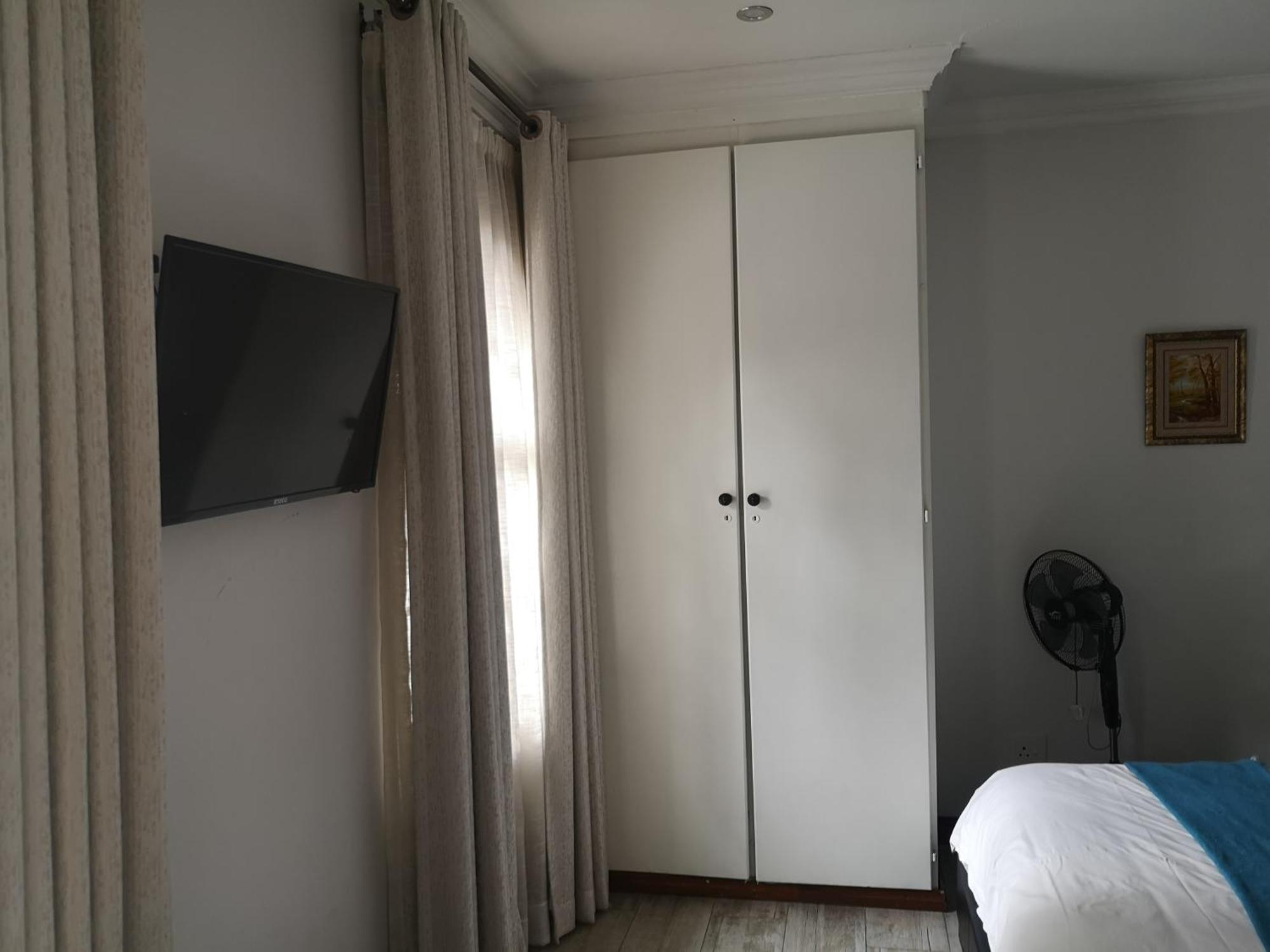 Lotus Guest House Йоханнесбург Экстерьер фото