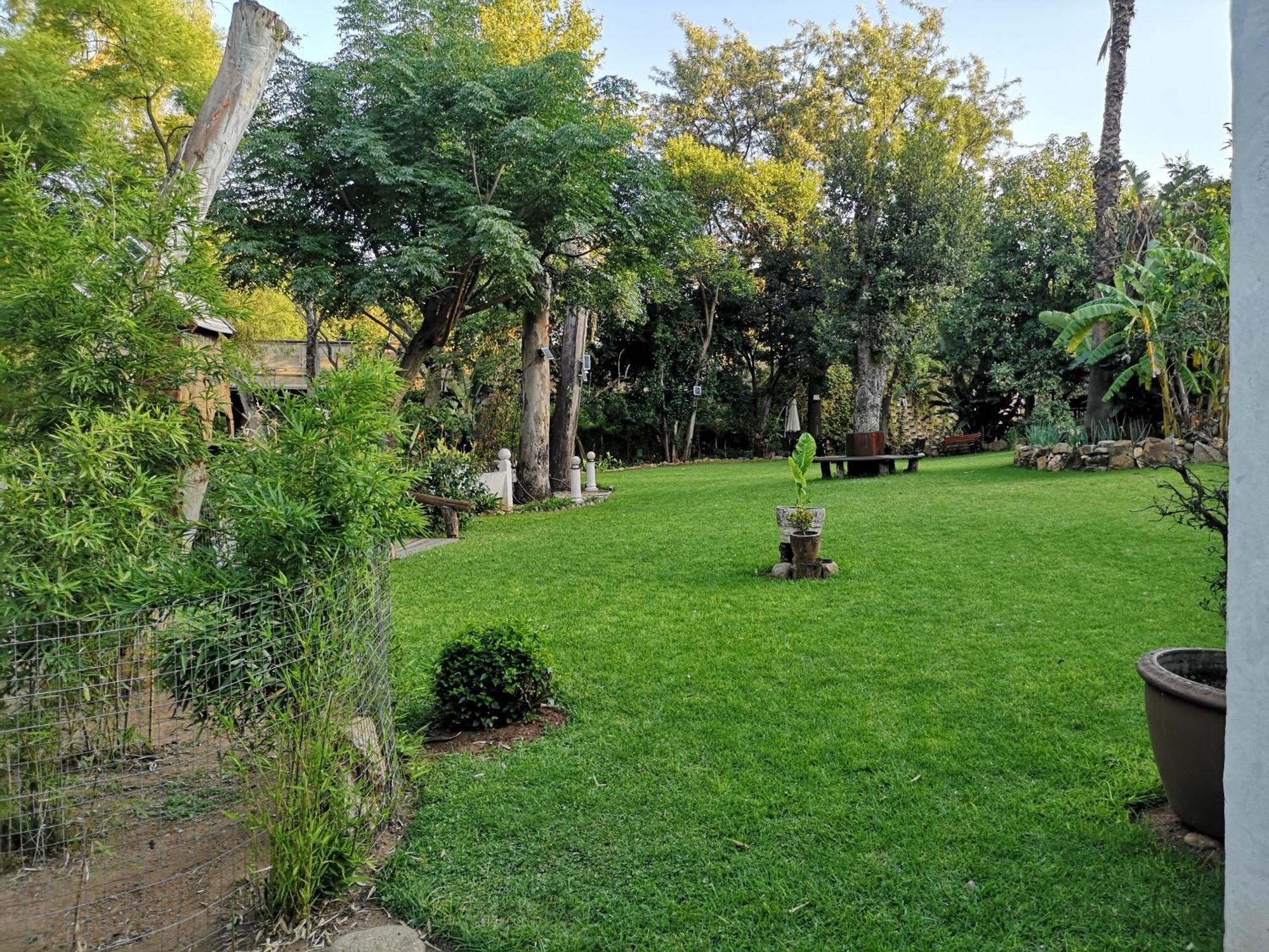 Lotus Guest House Йоханнесбург Экстерьер фото